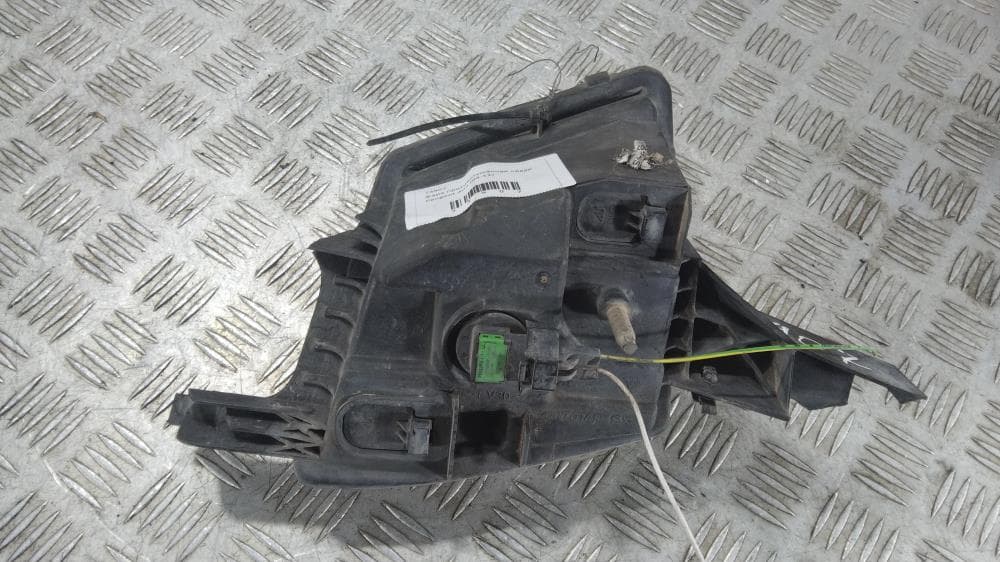 Фара противотуманная левая к Peugeot 407 (04-11)