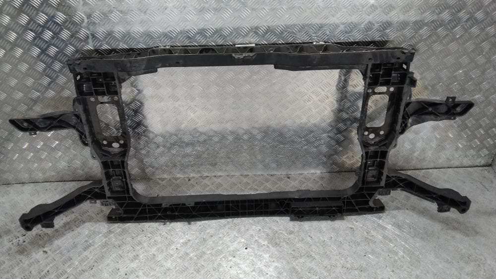Передняя панель крепления облицовки (телевизор) к Hyundai Santa Fe TM (18-20)