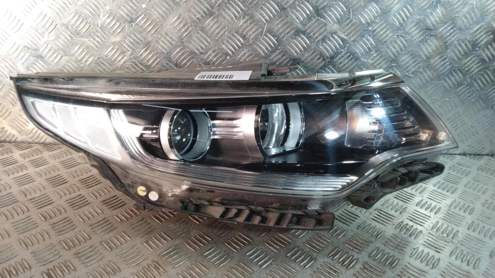 Фара правая к Kia Optima 4 (16-18)