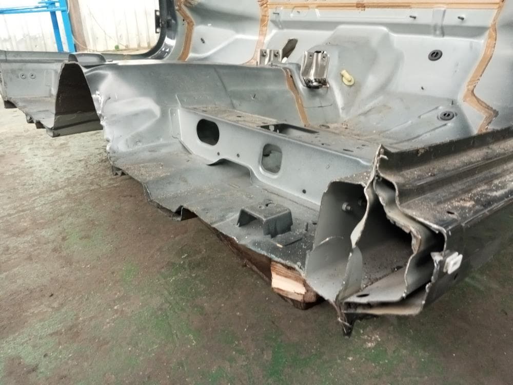 Стекло лобовое к Volvo V70 3 (07-13)