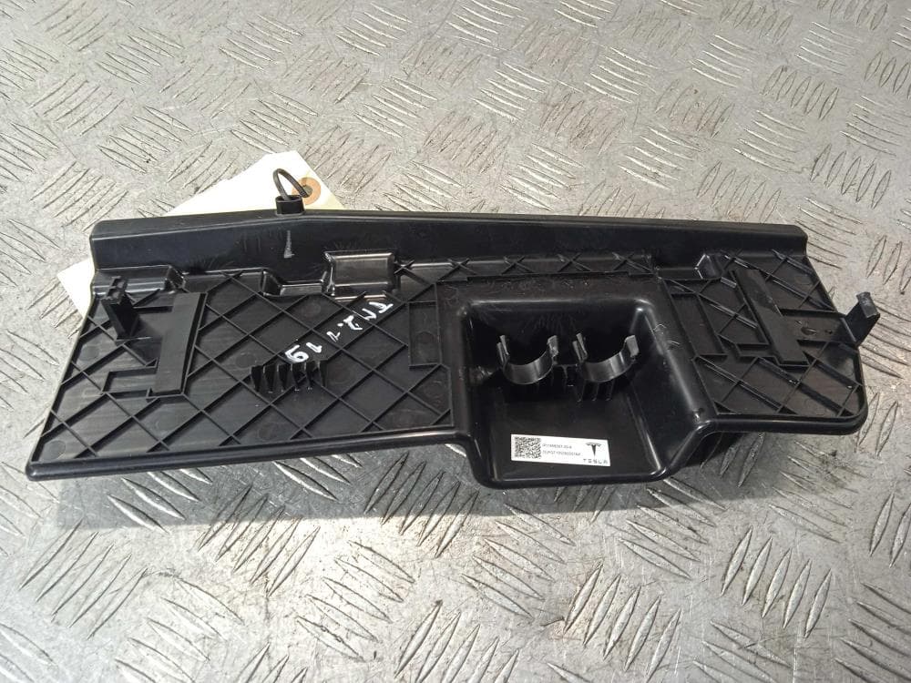Пластик салона к Tesla Model 3 (17-21)