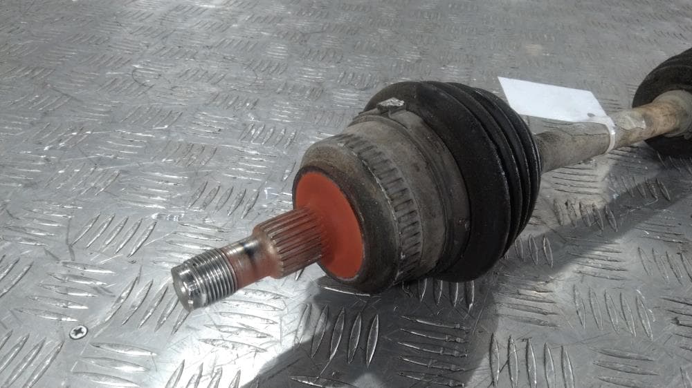 Полуось передняя левая (приводной вал, ШРУС) к Mercedes A Class W168 Рестайлинг (01-04)