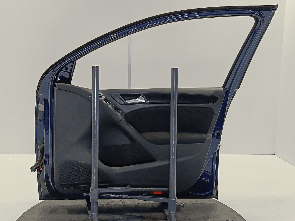 Дверь передняя правая к Volkswagen Golf 6 (08-15)