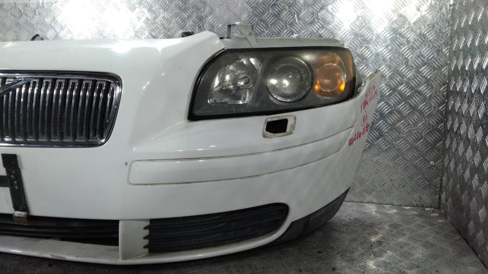 Передняя часть (ноускат) в сборе к Volvo V50 (03-10)