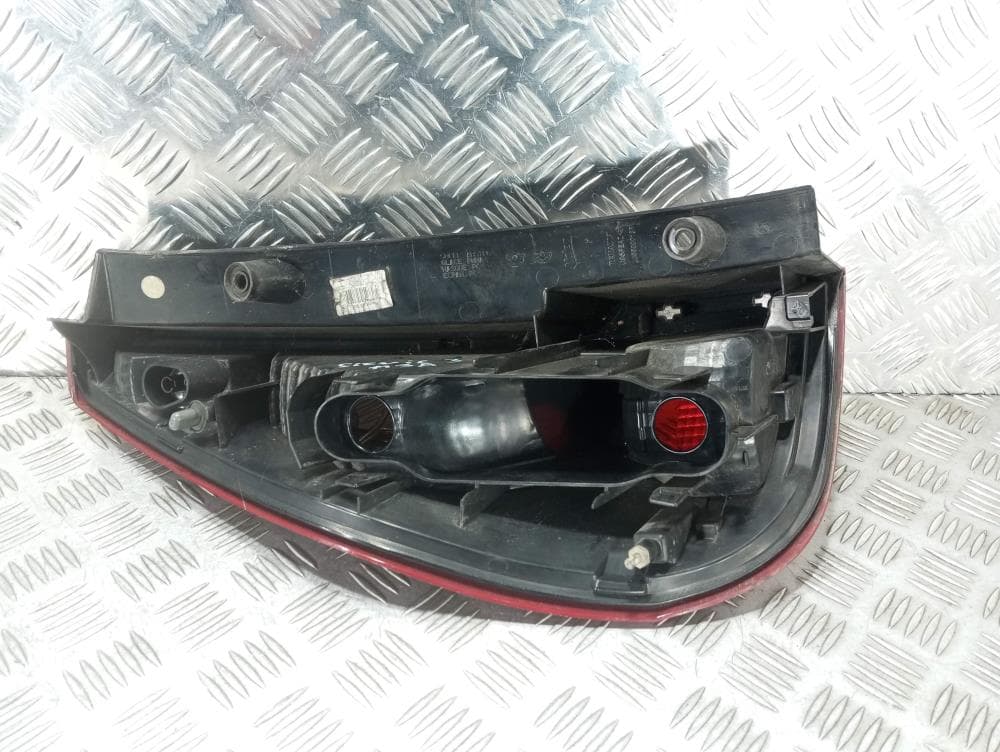 Фонарь задний правый к Renault Scenic 3 (09-12)