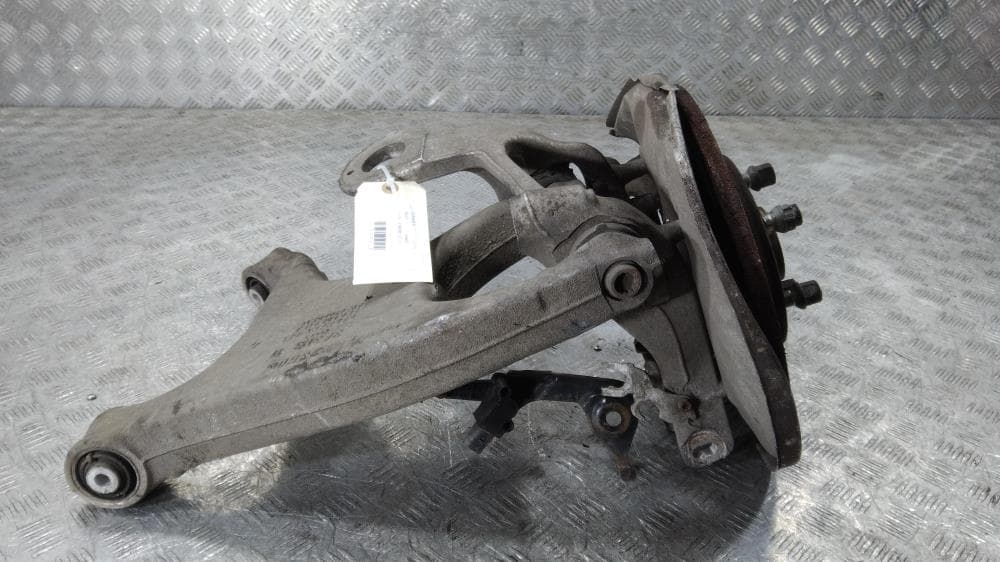 Кулак задний левый к Audi A4 B8/8K (07-11)