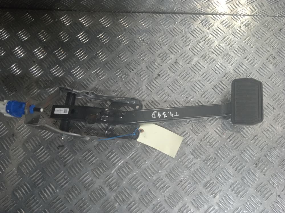 Педаль тормоза к Tesla Model X (15-21)