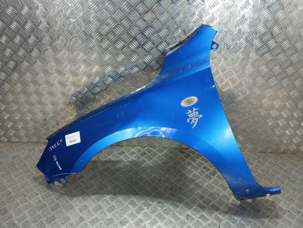 Крыло переднее левое к Mazda 3 BK (03-06)