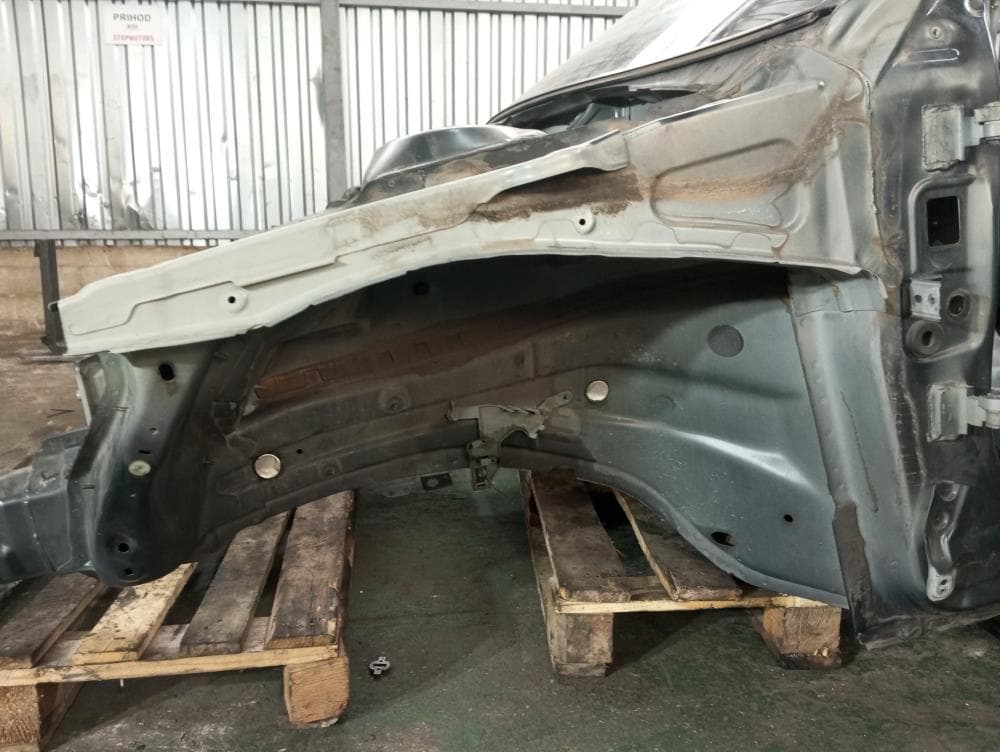 Стекло лобовое к Volvo V70 3 (07-13)
