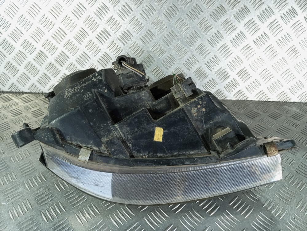 Фара левая к Renault Clio 2 (97-01)