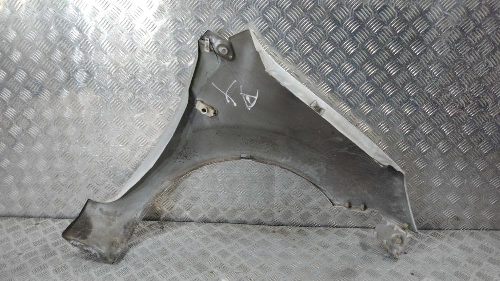 Крыло переднее левое к Ford Fiesta 5 (02-08)