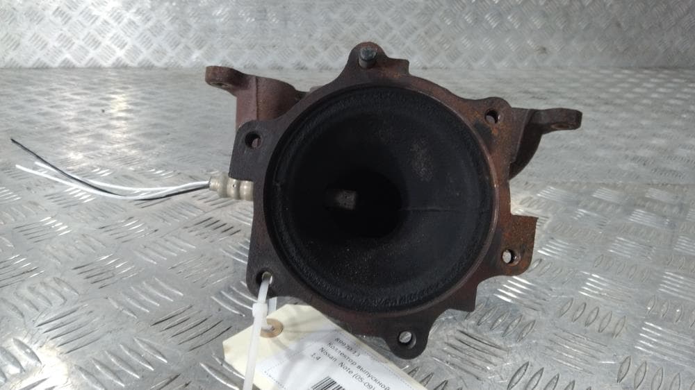 Коллектор выпускной к Nissan  Note E11 (05-09)
