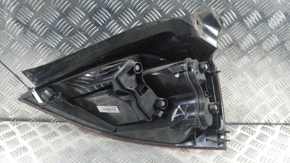 Фонарь задний левый к Renault Megane 2 (02-06)
