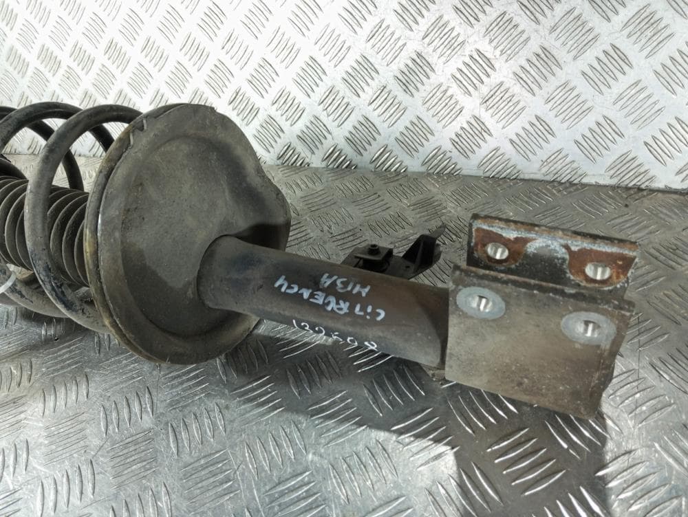 Стойка передняя левая к Citroen C4 Picasso 1 (06-13)