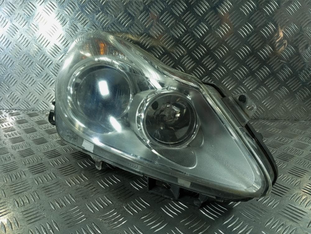 Фара правая к Opel Corsa D (06-11)