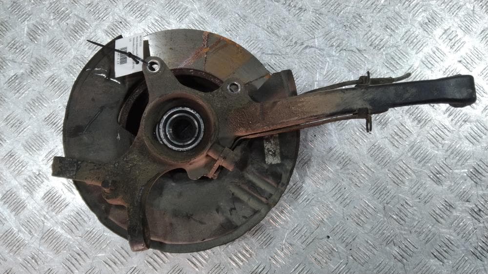 Кулак поворотный правый к Mercedes E Class W210/S210 Рестайлинг (99-02)