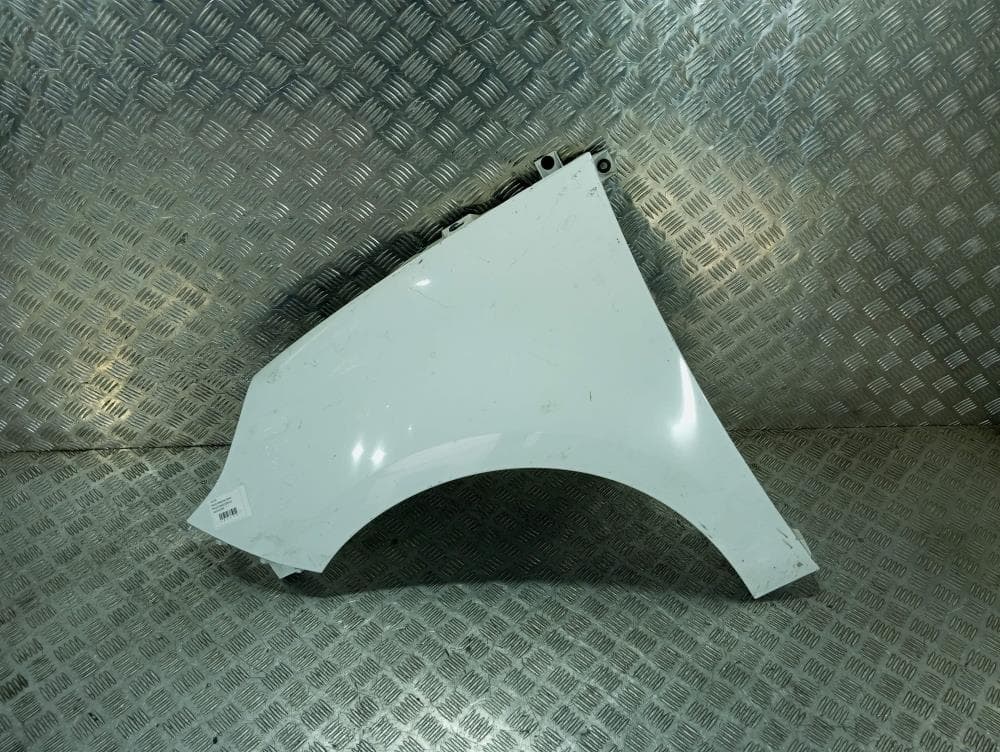 Крыло переднее левое к Renault Scenic 3 (09-12)