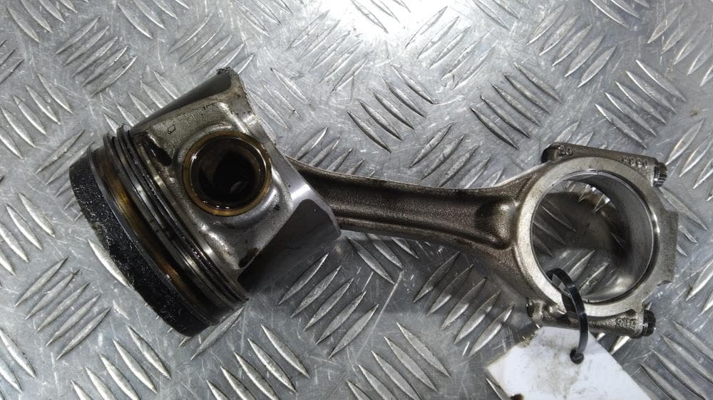 Поршень к Volkswagen Passat B6 (05-10)