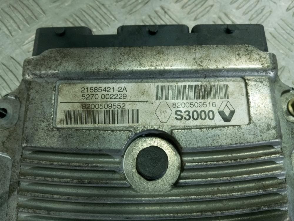 Блок управления двигателем к Renault Scenic 2 (03-06)