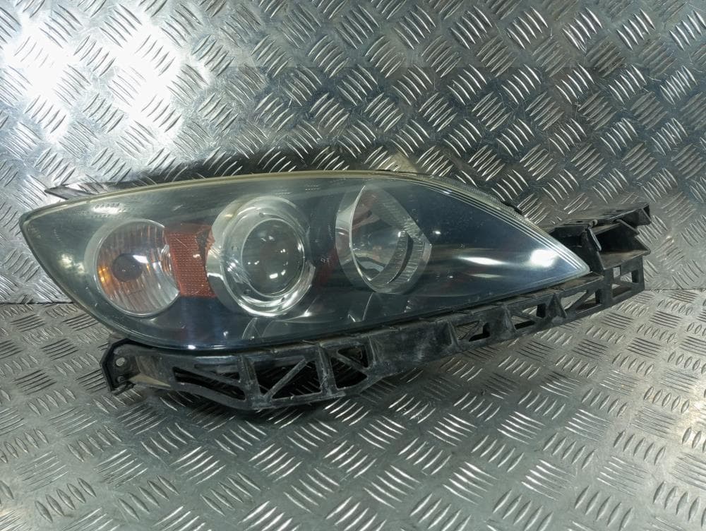 Фара правая к Mazda 3 BK (03-06)