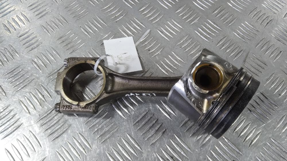 Поршень к Volkswagen Passat B5+ Рестайлинг (00-05)