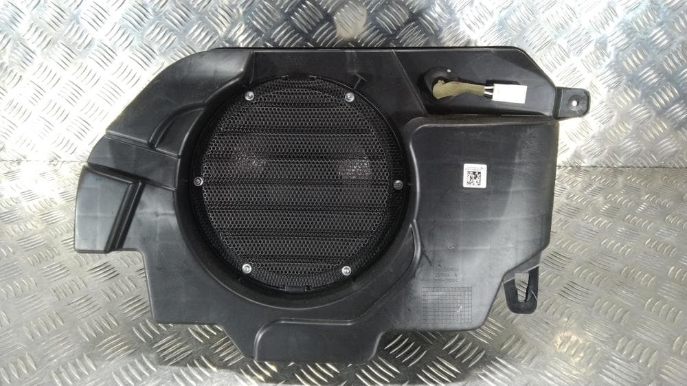 Сабвуфер к Jeep Grand Cherokee WL (21-24)