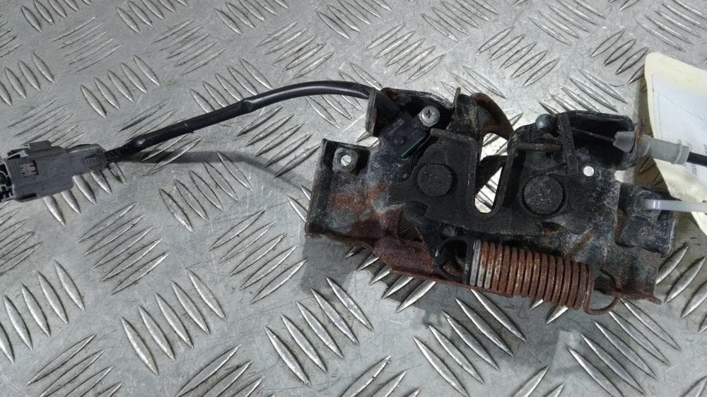 Замок капота к Mazda 3 BL (09-11)