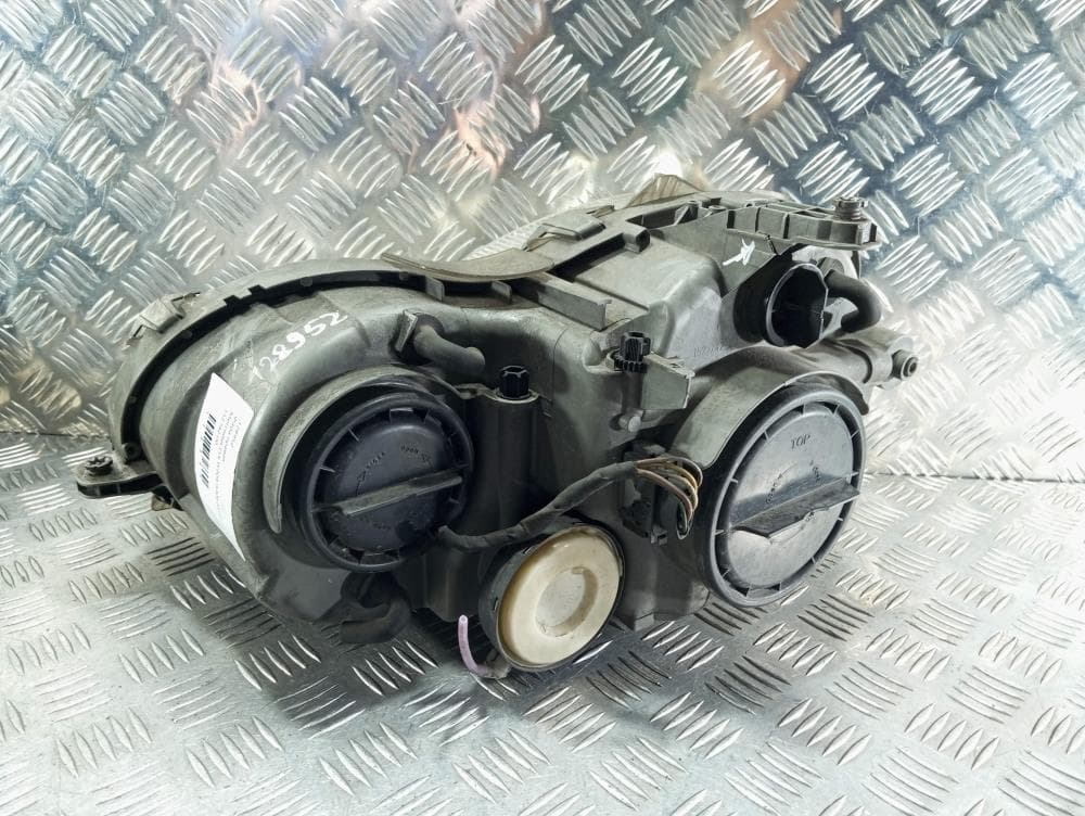 Фара правая к Mercedes CLK W209/A209 (02-05)