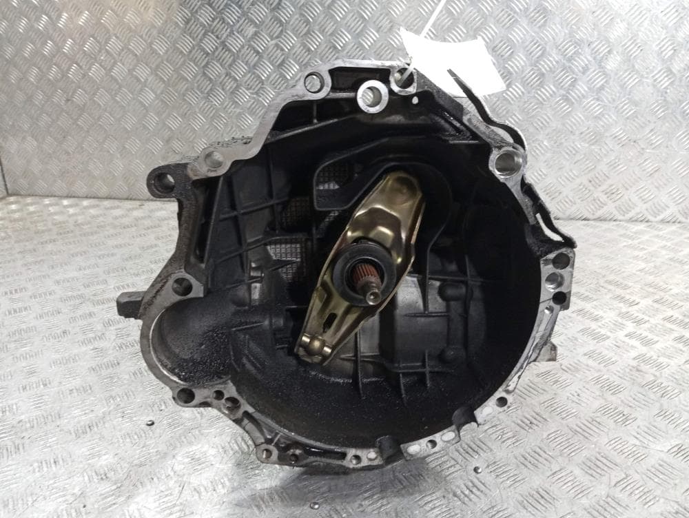 КПП механическая (МКПП) к Audi A4 B6 (01-05)