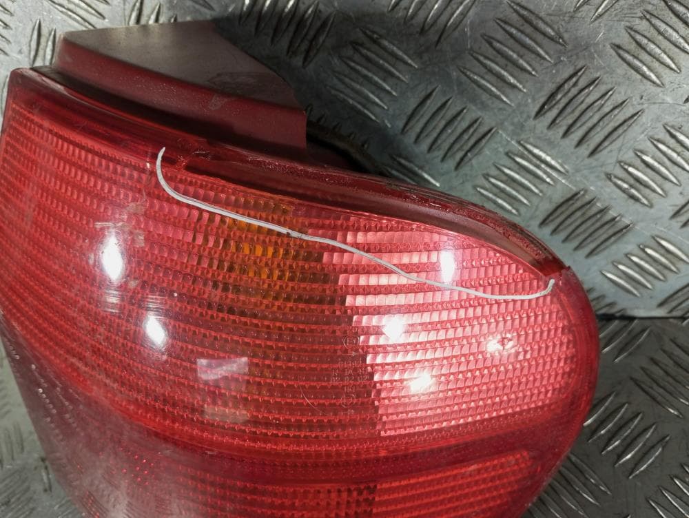 Фонарь задний правый к Seat Alhambra 1 (96-00)