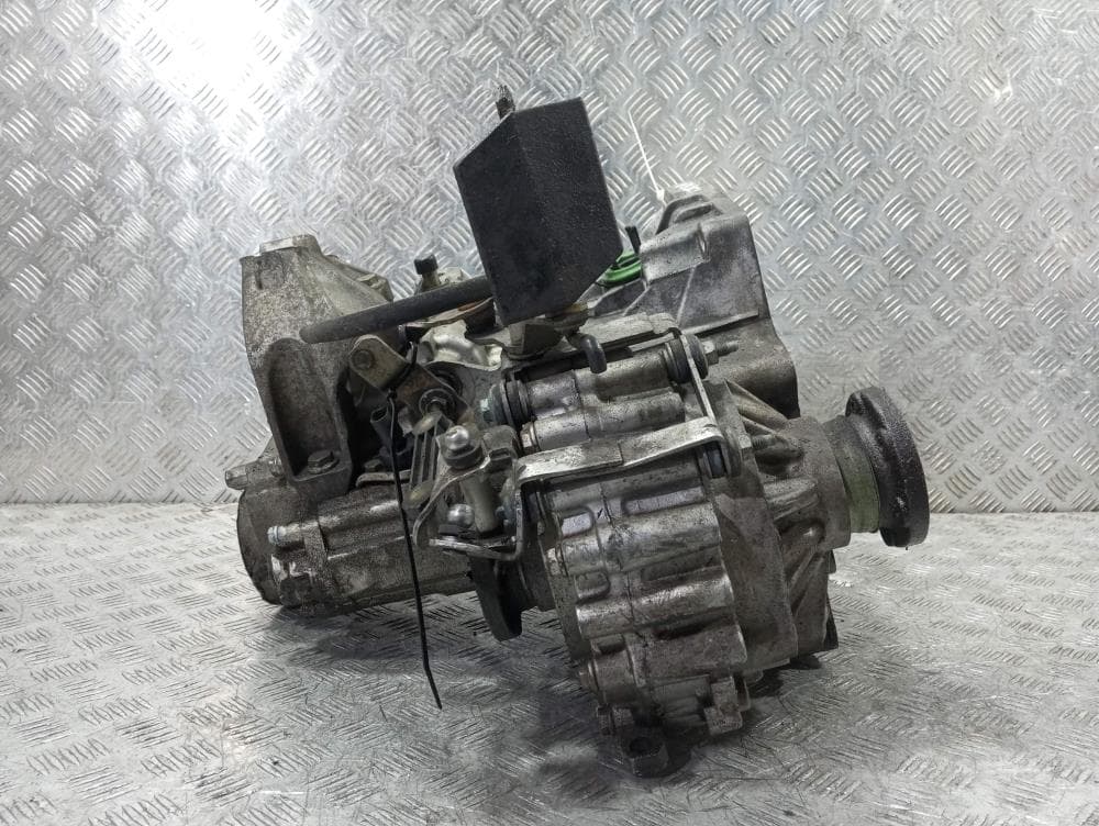 КПП механическая (МКПП) к Volkswagen Golf 4 (97-06)