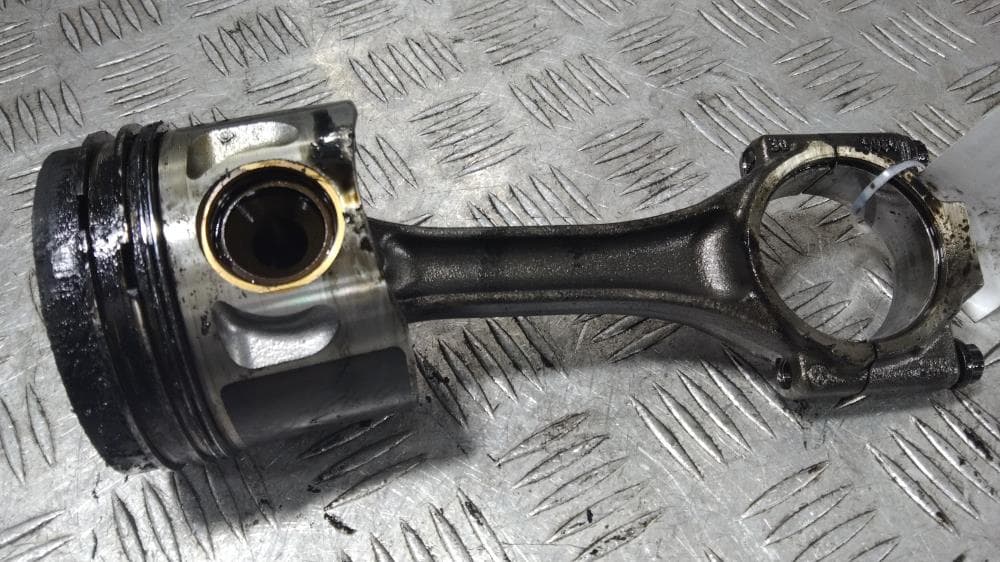 Поршень к Volkswagen Polo 4 (01-05)