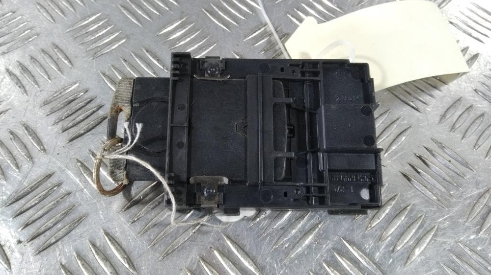 Замок зажигания к Renault Megane 3 (08-14)