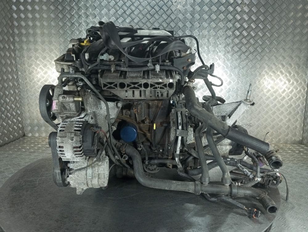 Двигатель к Renault Laguna 2 (01-05)