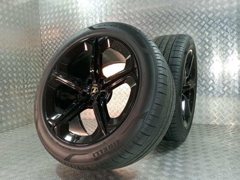 Диск литой к Lamborghini Urus (18-24)