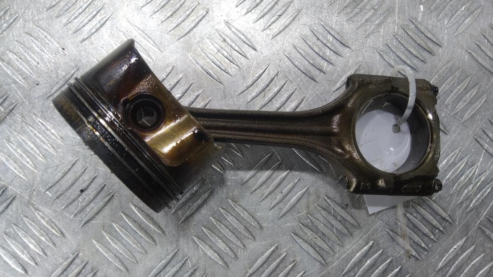 Поршень к Audi A4 B6 (01-05)