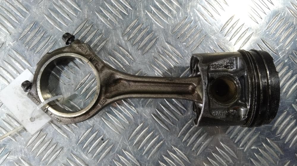 Поршень к Audi A4 B6 (01-05)