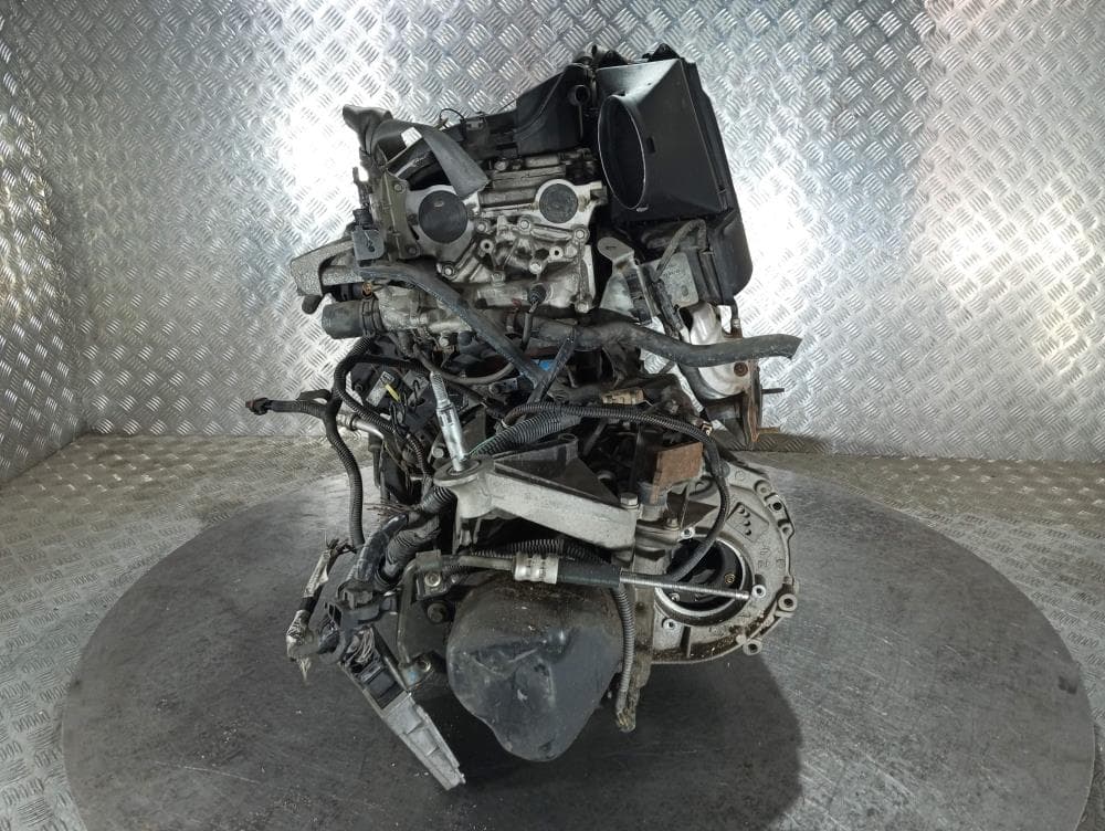 Двигатель к Renault Laguna 2 (01-05)