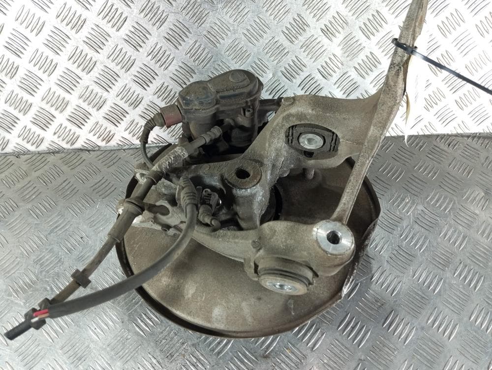 Кулак задний левый к Audi A4 B8/8K (07-11)