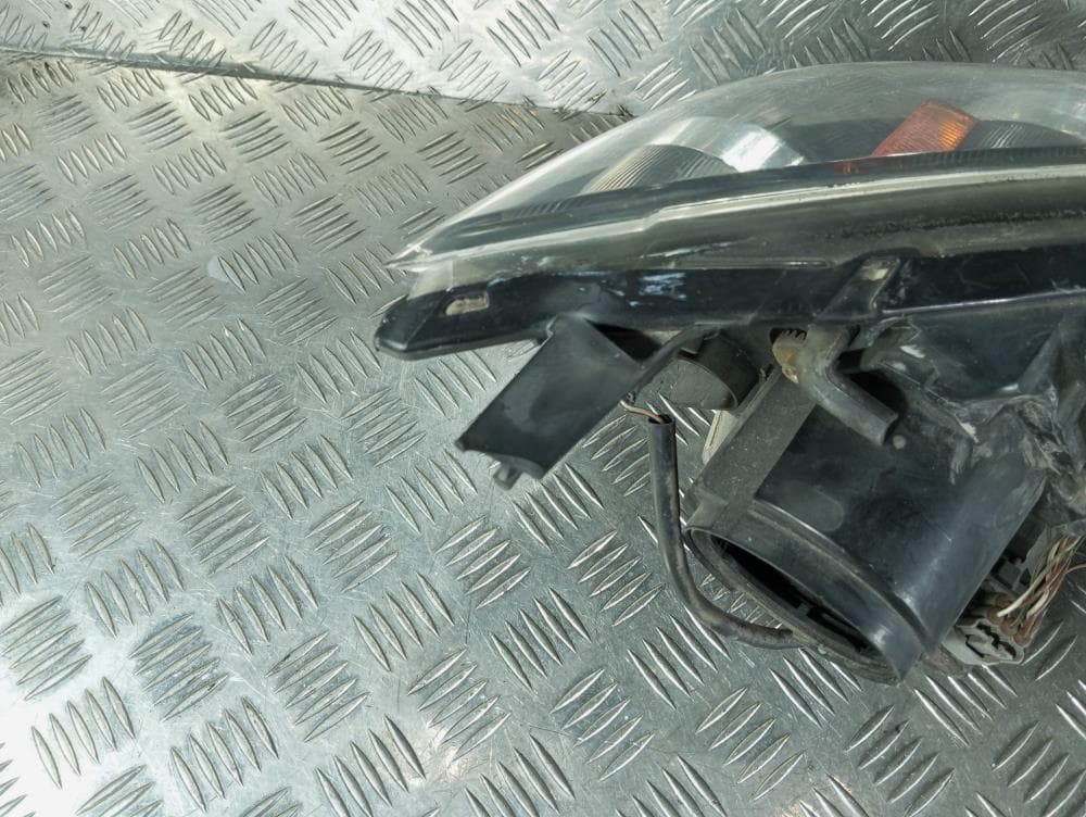 Фара левая к Mazda 3 BK (03-06)