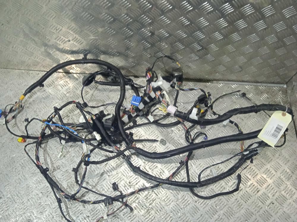 Проводка к Tesla Model 3 (17-21)