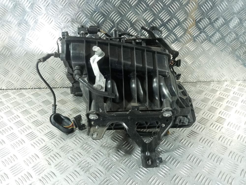 Коллектор впускной к BMW 3 E90/E91/E92/E93 (05-10)