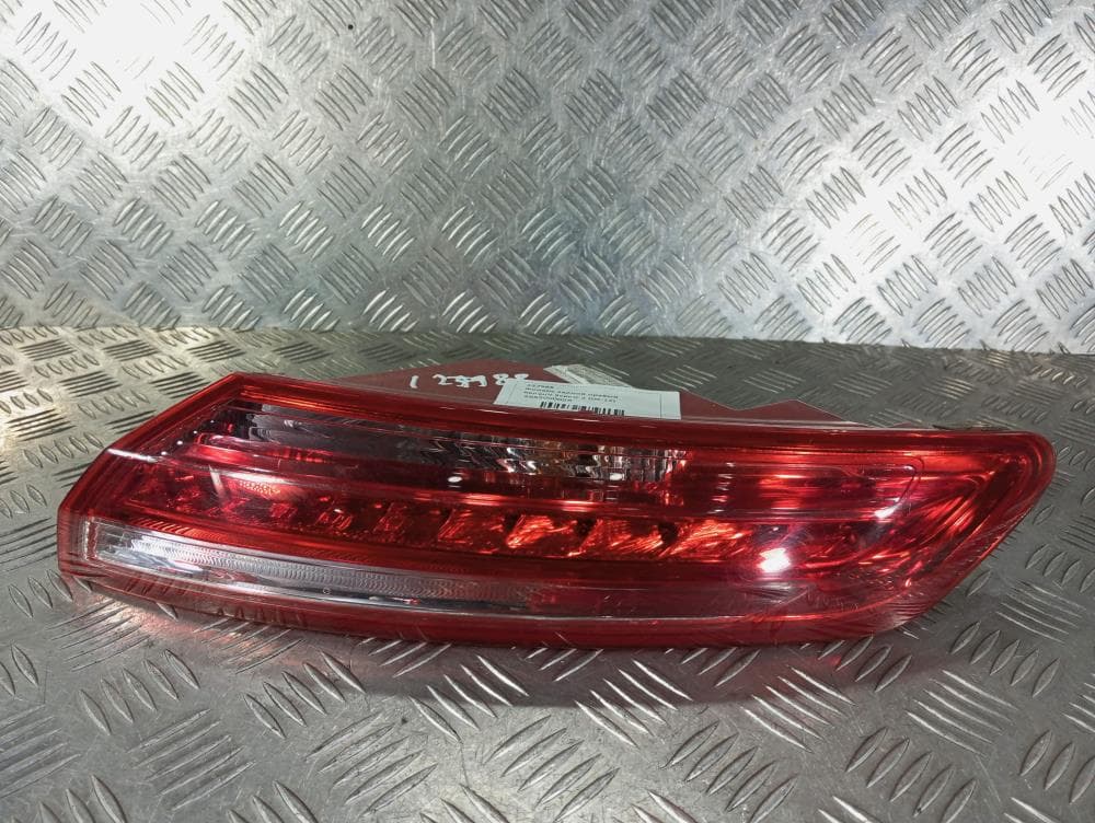 Фонарь задний правый к Renault Laguna 3 (07-11)