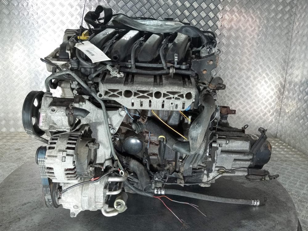 Двигатель к Renault Laguna 2 (01-05)
