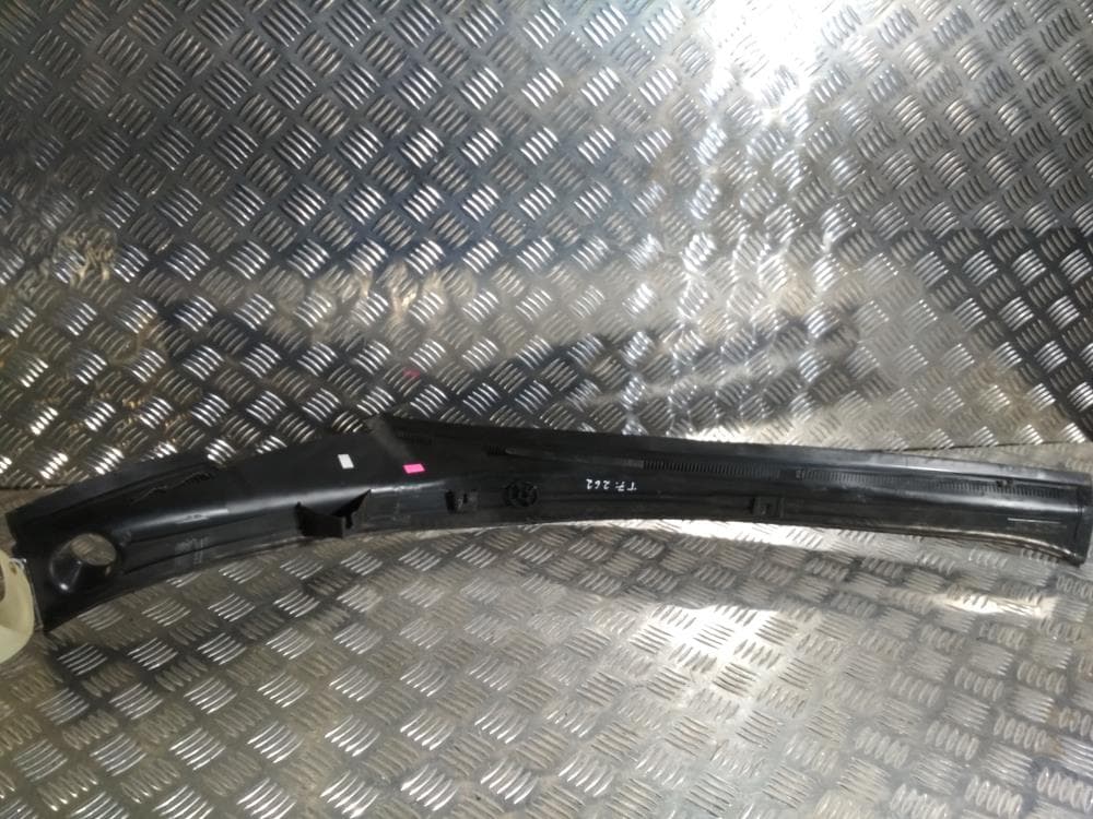 Обшивка багажника к Tesla Model X (15-21)