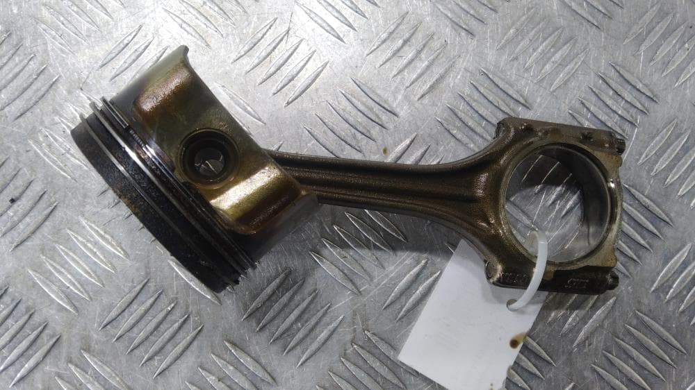Поршень к Audi A4 B6 (01-05)