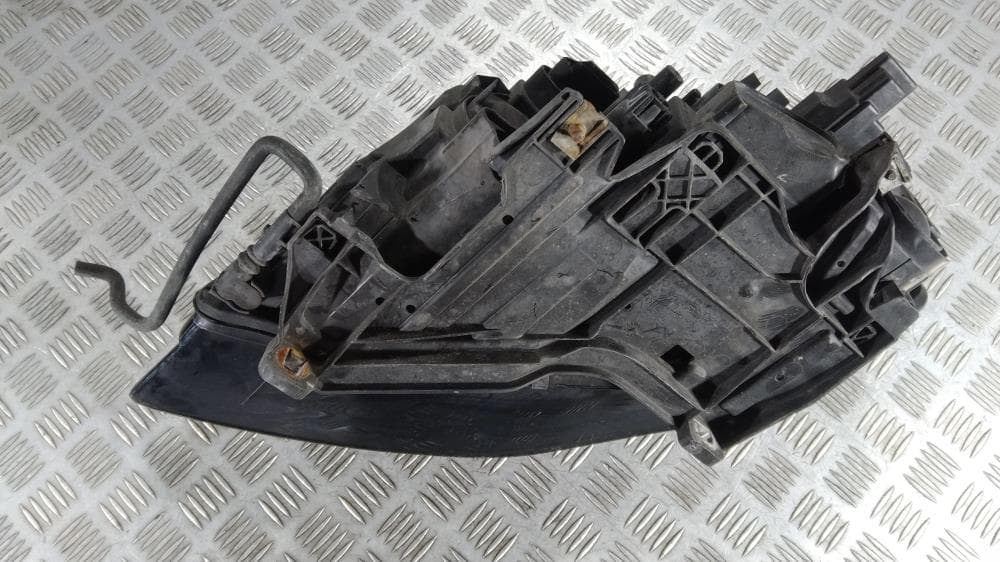 Фара правая к Audi A4 B8/8K (07-11)