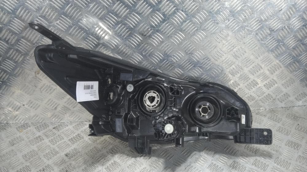 Фара левая к Subaru Impreza 5 (16-19)