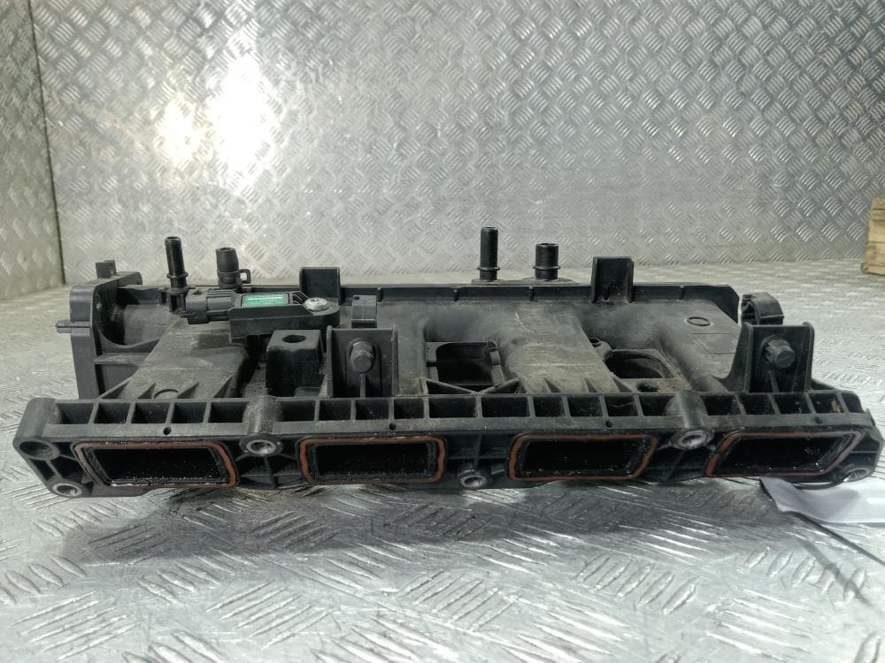 Коллектор впускной к Renault Megane 3 Рестайлинг (12-14)