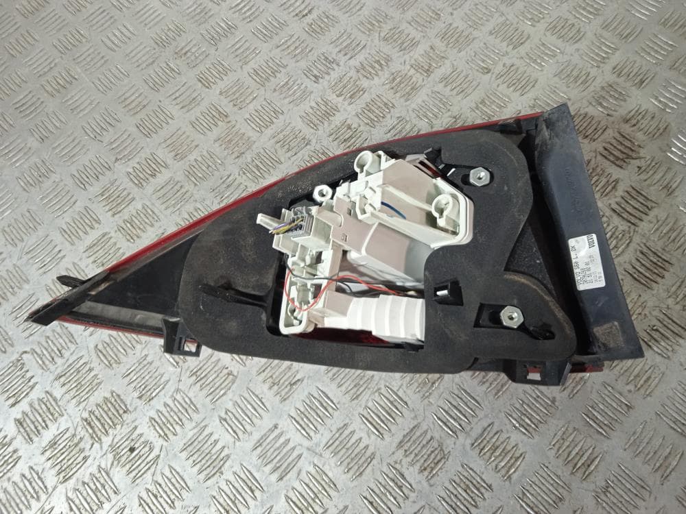 Фонарь задний правый к Volvo S60 2 (10-13)